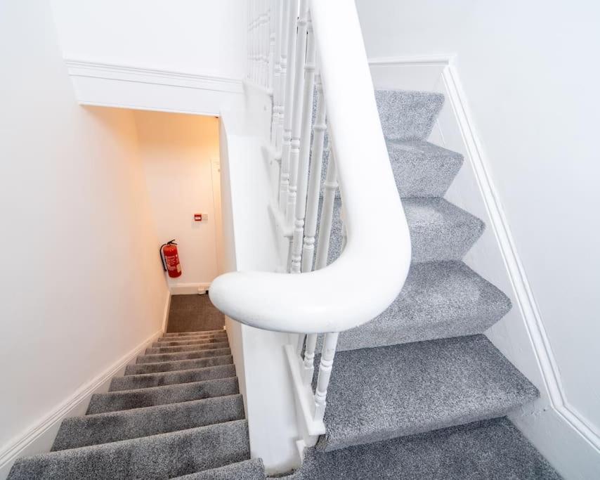 Mumbles View - Free Parking Apartamento Oystermouth Exterior foto